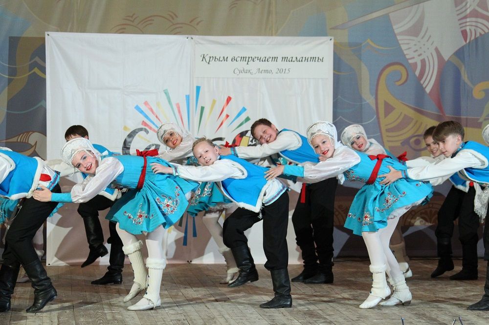 2015 - Крым, Судак - III Международный фестиваль « Крым встречает таланты»