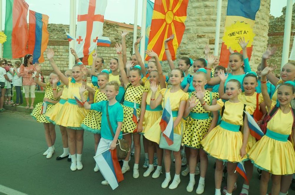 2014 - Болгария, Несебр - 15 Международный фестиваль детского творчества "Солнце, радость, красота"